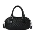 Schwarze Damen Handtasche mit Webtextur, lässige Umhängetasche für den Alltag. - Schwarz