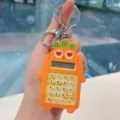 Cute carrot calculator keychain, portable mini electronic calculator pendant for bags and car keys. - Orange