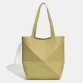 Modische minimalistische geometrische Schultertasche in Hellgrün, geräumiges Design. - 27*14*32CM / Altrosa