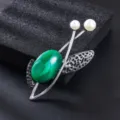 Broche rétro en alliage avec pierre verte et perles, accessoire de bijoux vintage pour femmes. - Style Double Perle Gemme Verte (XD825413)
