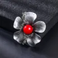 Broche fleur perle rouge en alliage vintage elegante epingle a revers pour femme - Style Fleur Perle Rouge Ethnique (XD825419)