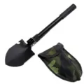 Vue détaillée de la pelle de camping pliante portable avec pochette camouflage et bord dentelé. - Pelle Noire + Pochette Velcro + Boussole