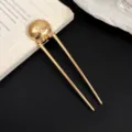 Golden metal U-shaped hair fork with cute animal head design for daily styling hair bun. - Gold Octopus Style
