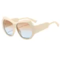 Gafas de sol irregulares y gruesas en color beige con lentes degradadas marrón y azul. - C7 Marco Beige Lente Té-Azul Degradado