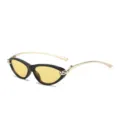 Elegantes gafas de sol cat-eye para mujer con llamativas lentes amarillas y patillas doradas. - C3 Montura Negra Lente Amarilla