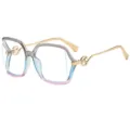 Montura de gafas de sol cat-eye degradada con patillas de metal dorado y diseño moderno. - C13 Marco Gris Rosa Lente Transparente