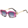 Élégantes lunettes de soleil carrées pour femmes avec branches perlées et monture rose. - C3 Monture Violette Verre Gris Dégradé