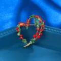 Exquisite heart-shaped red berry rhinestone brooch, elegant alloy fashion clothing accessory. - Red