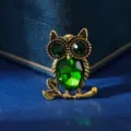Vintage green crystal owl brooch, retro alloy fashion pin for clothing accessories party. - Green Owl Style (2022)