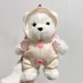 Lindo colgante de muñeco de oso de felpa blanca con mameluco con capucha a rayas. - Amarillo