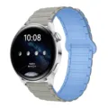 Primo piano dettagliato del cinturino per orologio magnetico in silicone. - Blu nebbia / 18mm