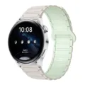 Vista dettagliata del cinturino per orologio in silicone magnetico bicolore beige e verde. - 18mm / Luce Stellare e Menta Chiara