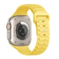 Cinturino in silicone giallo compatibile con Apple Watch Ultra 49mm, resistente e flessibile - Giallo pallido