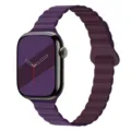 Violetter magnetischer Silikon-Uhrenarmband kompatibel mit Smartwatches, Wellen-Design. - 38/40/41/10-12 Gen 42MM Universal / Neu Pflaume und Beerenlila