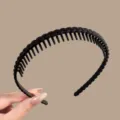 Black plastic hair hoop with teeth, non-slip braided headband for face washing and daily wear. - Matte Braided Headband / Black