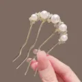 Gold U-shaped hair fork with pearls and rhinestones, elegant Chinese style hairpin for buns. - Gold New Style Hair Stick / Approx. 10cm