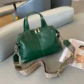 Dark green leather dumpling bag detail, top layer oil wax cowhide shoulder bag craftsmanship. - 30x13x22cm / Green