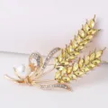 Elegant wheat ear brooch featuring sparkling yellow crystals, clear rhinestones and a white pearl. - Double Wheat Yellow Rhinestone (4074045)