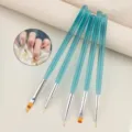 Λεπτομερής εικόνα ενός σετ 5 πινέλων nail art με τυρκουάζ λαβές για λεπτομερή ζωγραφική και σχέδια. - Κρυστάλλινο Μπλε Ασημί
