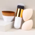 Professional 4-piece makeup brush and beauty sponge set for flawless facial foundation. - Fat Round Brush + No.55 Brush + Olive Cut Sponge White