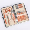 Edelstahl 12 teiliges Maniküre Set professionelle Nagelknipser Pflege Werkzeug Set Box. - 18-teiliges Set / Beige