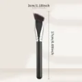 Abgewinkelter Make-up-Pinsel, schwarzer Griff weiche Borsten professionelles Make-up-Tool - Quadratischer Foundation-Pinsel Groß