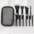 Set de 10 brochas de maquillaje con estuche de malla negra para uso diario y profesional. - 10 Piezas Mango Negro Sólido Mini con Bolsa de Malla Negra