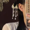 New Chinese style faux pearl floral hair clip, elegant side hairpin with tassel design for women. - Tuhua Menglu Faux Pearl Flower Style / 1 Pair