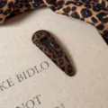 Horquilla de pelo con patrón de leopardo para mujer, elegante pinza para flequillo de terciopelo suave. - Pinza BB Lágrima de Leopardo de Terciopelo