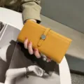 Gelbe Damen Geldbörse aus echtem Rindsleder, langes Portemonnaie mit Druckknopf. - Gelb