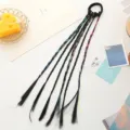 Coda di cavallo sintetica con trecce colorate per bambini, elastico per capelli divertente. - Nero con Cordoncini Colorati