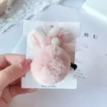 Joli chouchou pour cheveux en peluche avec oreilles de lapin, pompon doux et perles pour filles. - Cravate à cheveux / Rose