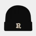 Gorro de punto negro con un elegante bordado de la letra blanca R para el invierno frío. - Negro