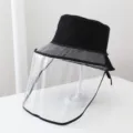 Primer plano de un sombrero de pescador negro con pantalla facial protectora transparente. - Talla Única / Negro