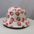 Cute strawberry print bucket hat for women, Korean style fashion casual fisherman hat white sun hat. - One Size / White
