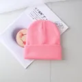 Berretto in maglia rosa invernale caldo slouchy cappello per donne e uomini morbido casual. - Taglia unica / Rosa