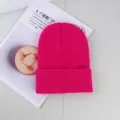 Berretto in maglia tinta unita cappello caldo invernale per uomo e donna, elegante. - Taglia unica / Rosso rosa