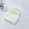 Berretto in maglia bianca inverno caldo tinta unita cappello casual, tessuto morbido e comodo. - Taglia unica / Bianco