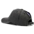 Gorra de béisbol con abertura para coleta de mezclilla desgastada y ajustable. - Negro