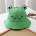 Cute green frog bucket hat detail, pure cotton fabric, embroidered smile face and cute frog eyes. - Adjustable / Green