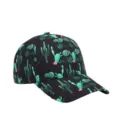 Vista detallada de la gorra de béisbol negra con estampado de cactus y visera curva. - Negro