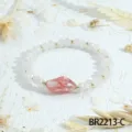 Chique onregelmatige roze kristalglas elastische armband met stijlvolle gouden kralen. - Roze (BR2213-C)