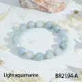 Facet geslepen licht aquamarijn edelsteen armband met gouden metalen kralen variant - Licht Aquamarijn Stijl (BR2194-A)