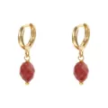 Pendientes de aro dorados con colgantes de piedra roja facetada estilo retro muy elegante - Pendientes Colgantes Gema Facetada Roja