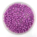 Vue détaillée des perles acryliques cylindre violet, perles intercalaires pour fabrication de bijoux. - 4*4mm / Violet