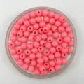 Roze plastic ronde kralen met gaatjes voor DIY sieraden maken en handwerk, detailopname. - 6mm / Roze