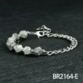 Armband van gefacetteerde grijze stenen kralen en metalen ketting, hippe niche sieraden. - Grijs