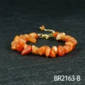 Onregelmatige steenmralarmband variant met gouden sluiting, stijlvol polssieraad. - Rode Aventurijn Stijl (BR2163-B)