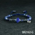 Verstelbare blauwe gevlochten steen armband met klaverblad bedel en kralen design - Lapis lazuli