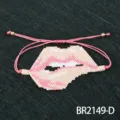 Bracciale di perle Miyuki fatto a mano con labbra, cordino rosa regolabile per donne alla moda. - Stile Labbra Rosa Irregolari (BR2149-D)